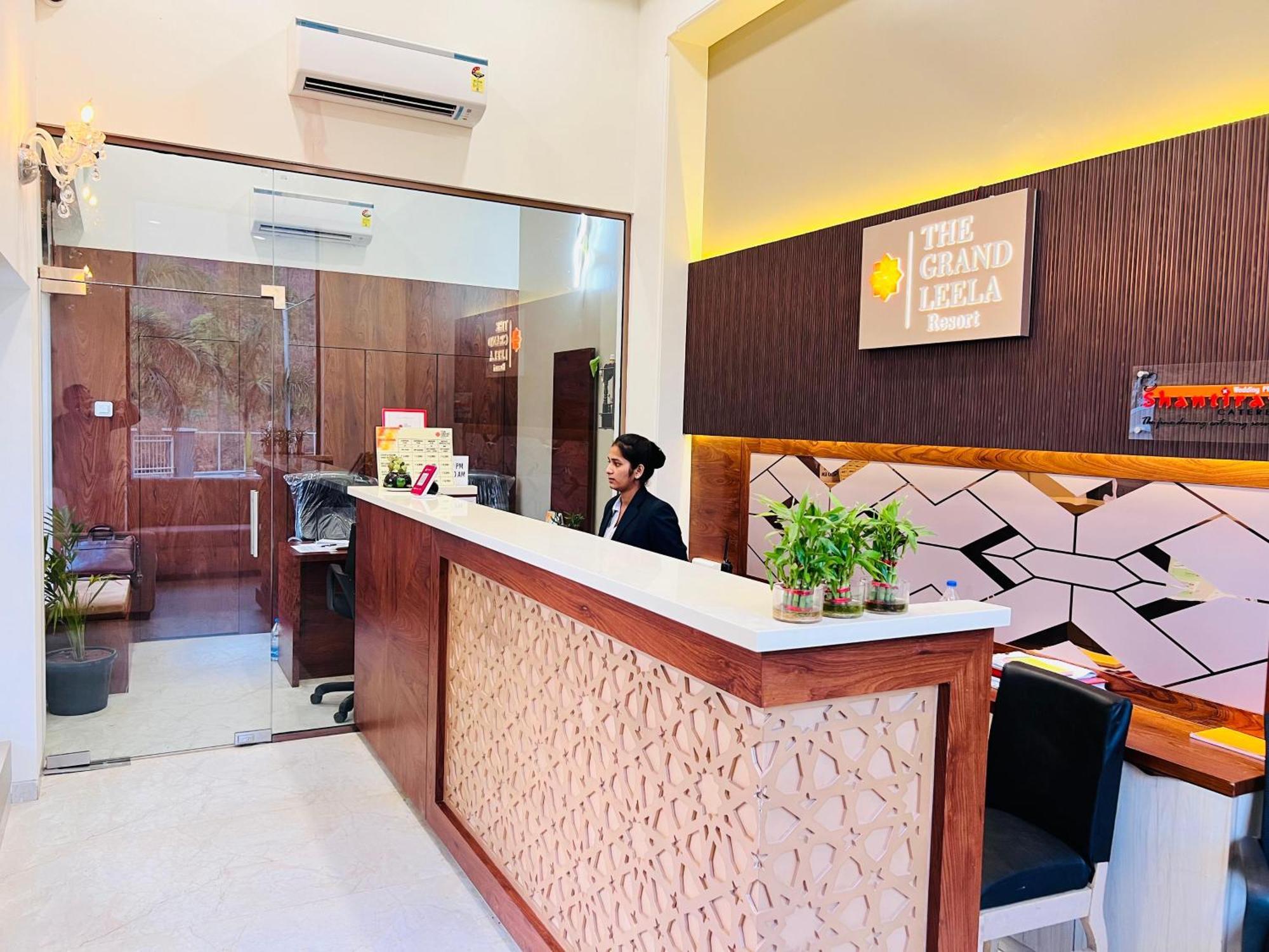 The Grand Leela Resort Khopoli Exteriör bild