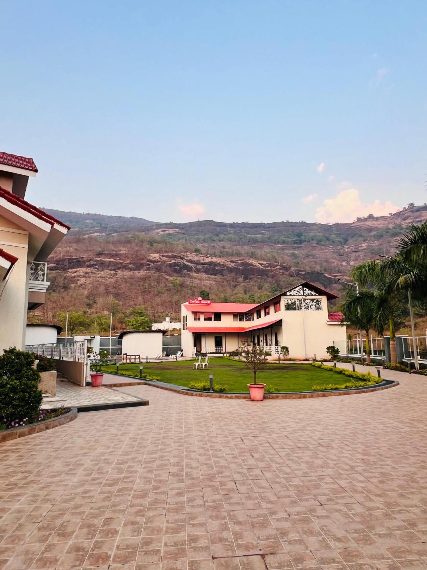 The Grand Leela Resort Khopoli Exteriör bild