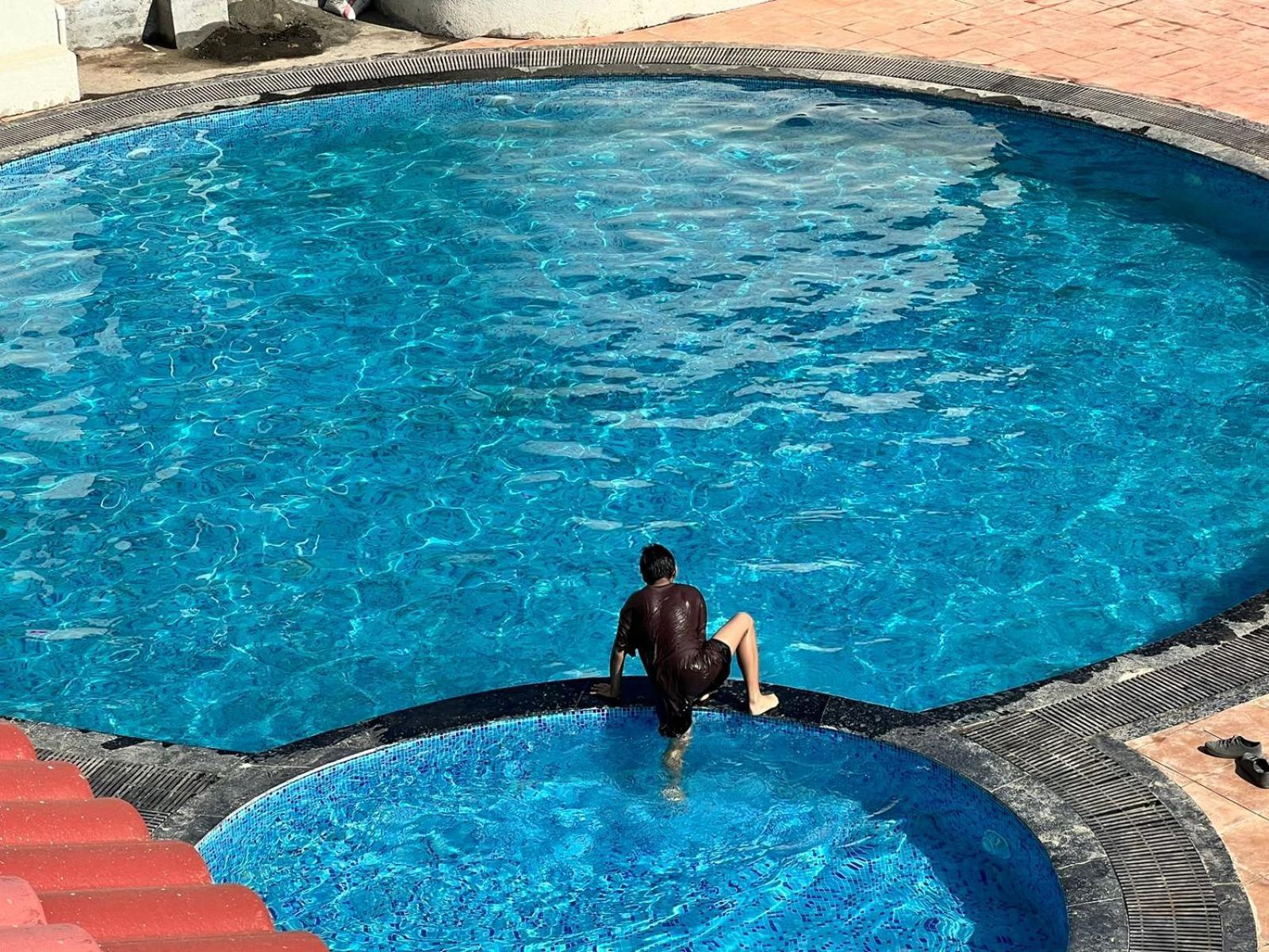 The Grand Leela Resort Khopoli Exteriör bild